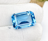 17.70 Carts Gorgeous Natural Swiss Blue Topaz Gemstones , December Birthstone ,For jewellery Making (18x12.5x8mm)