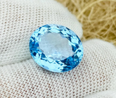 Natural Swiss Blue Topaz Gemstone, 9 Carts Beautiful Oval , For jewellery Making (13x11x7.3mm)